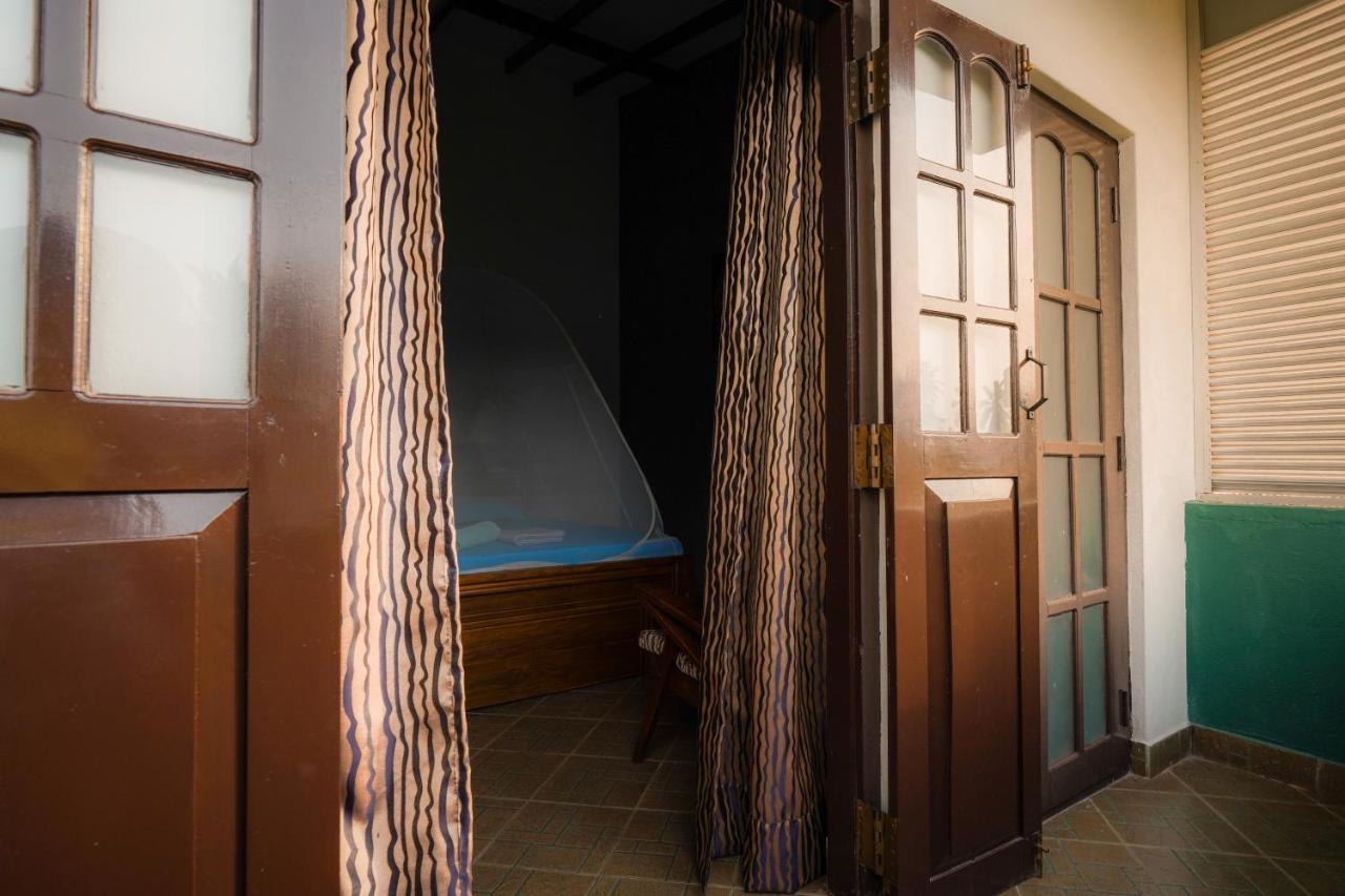 Lilly Palace Villa Guest House Негомбо Экстерьер фото